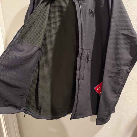 Helly Hansen Women’s XL Black Odin Pro Shield Jacket Outdoor Hiking Performance - Picture 9 of 9